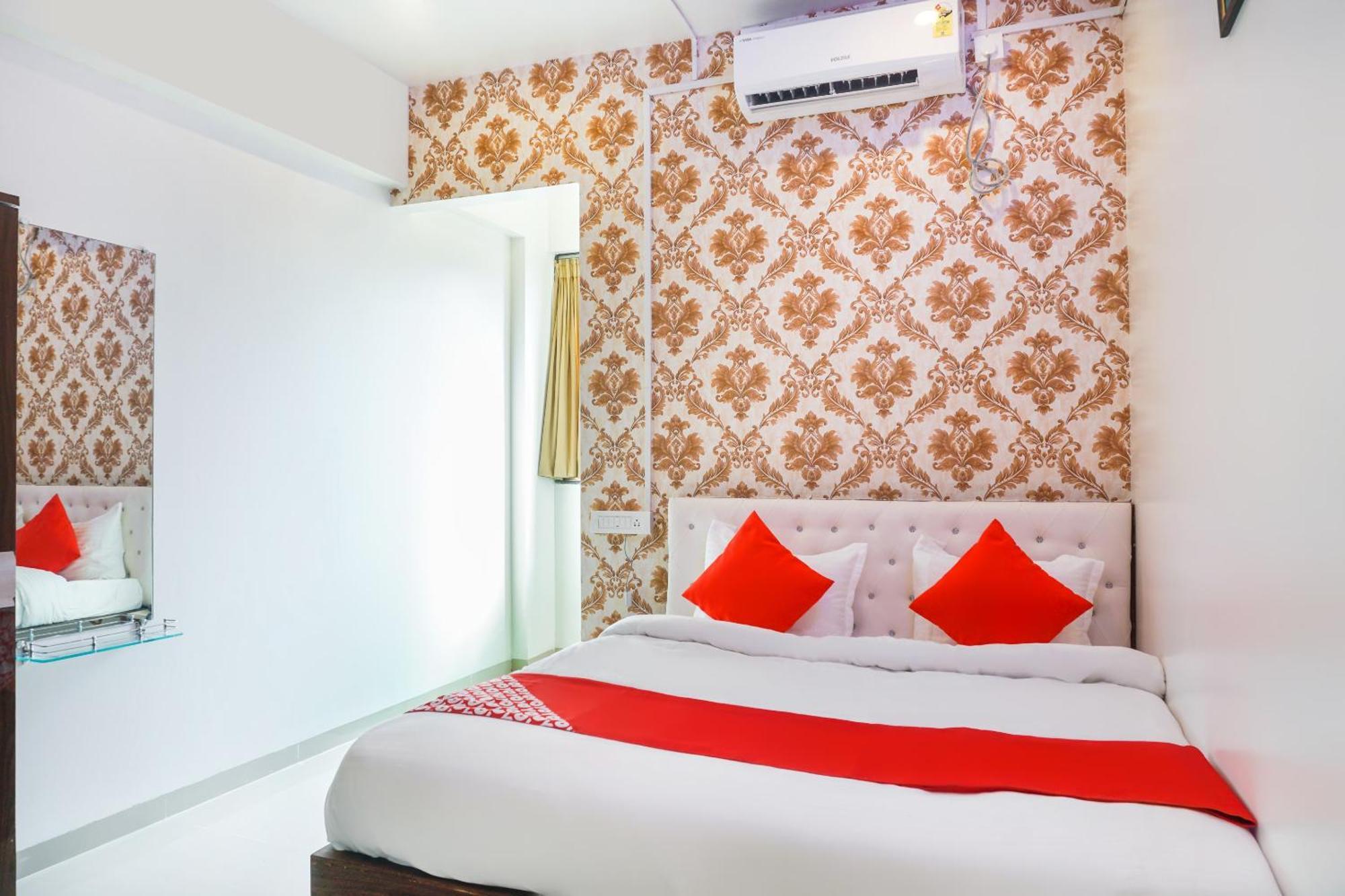 Hotel O Nitya Executive Phursungi Экстерьер фото