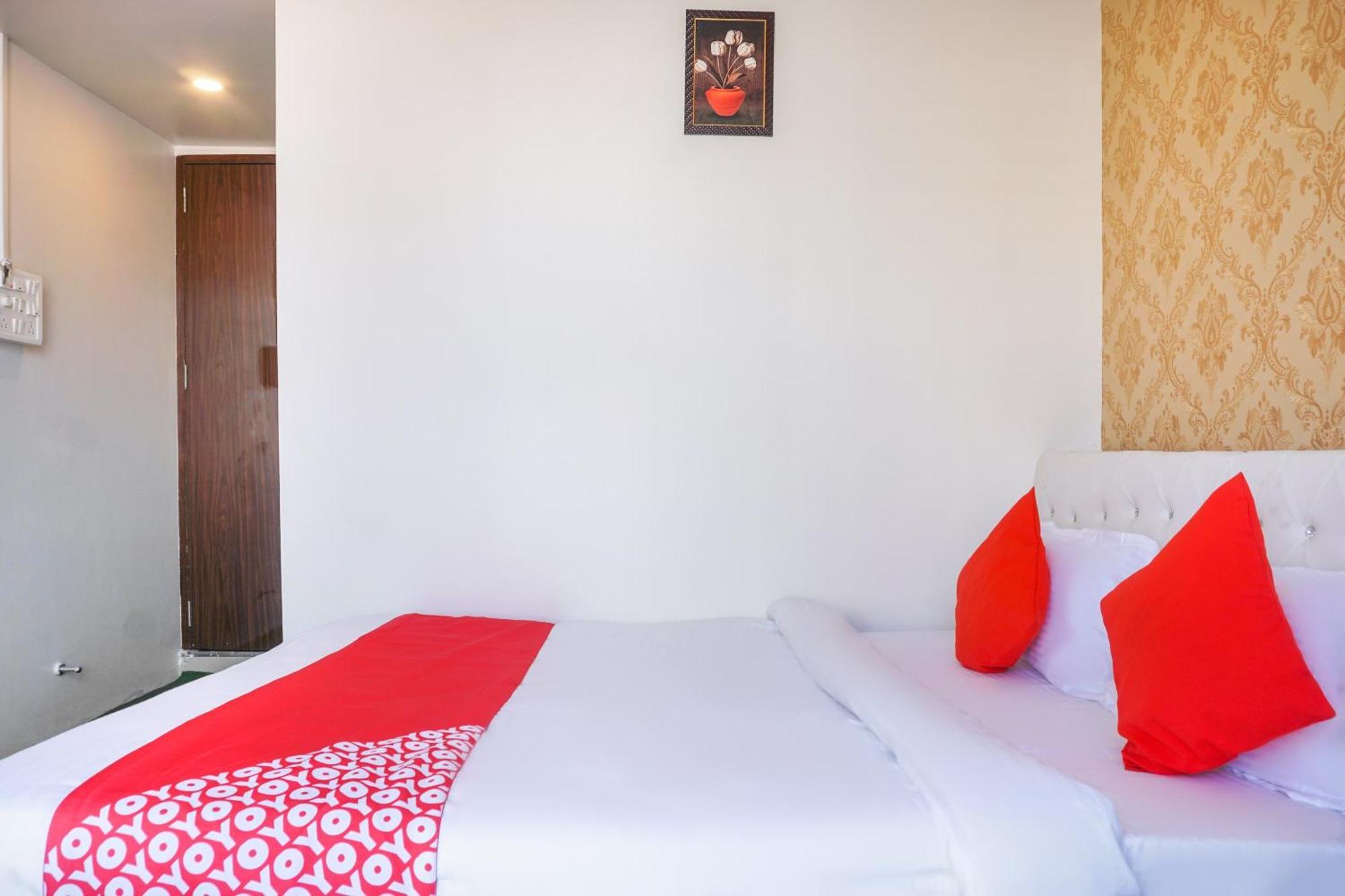 Hotel O Nitya Executive Phursungi Экстерьер фото