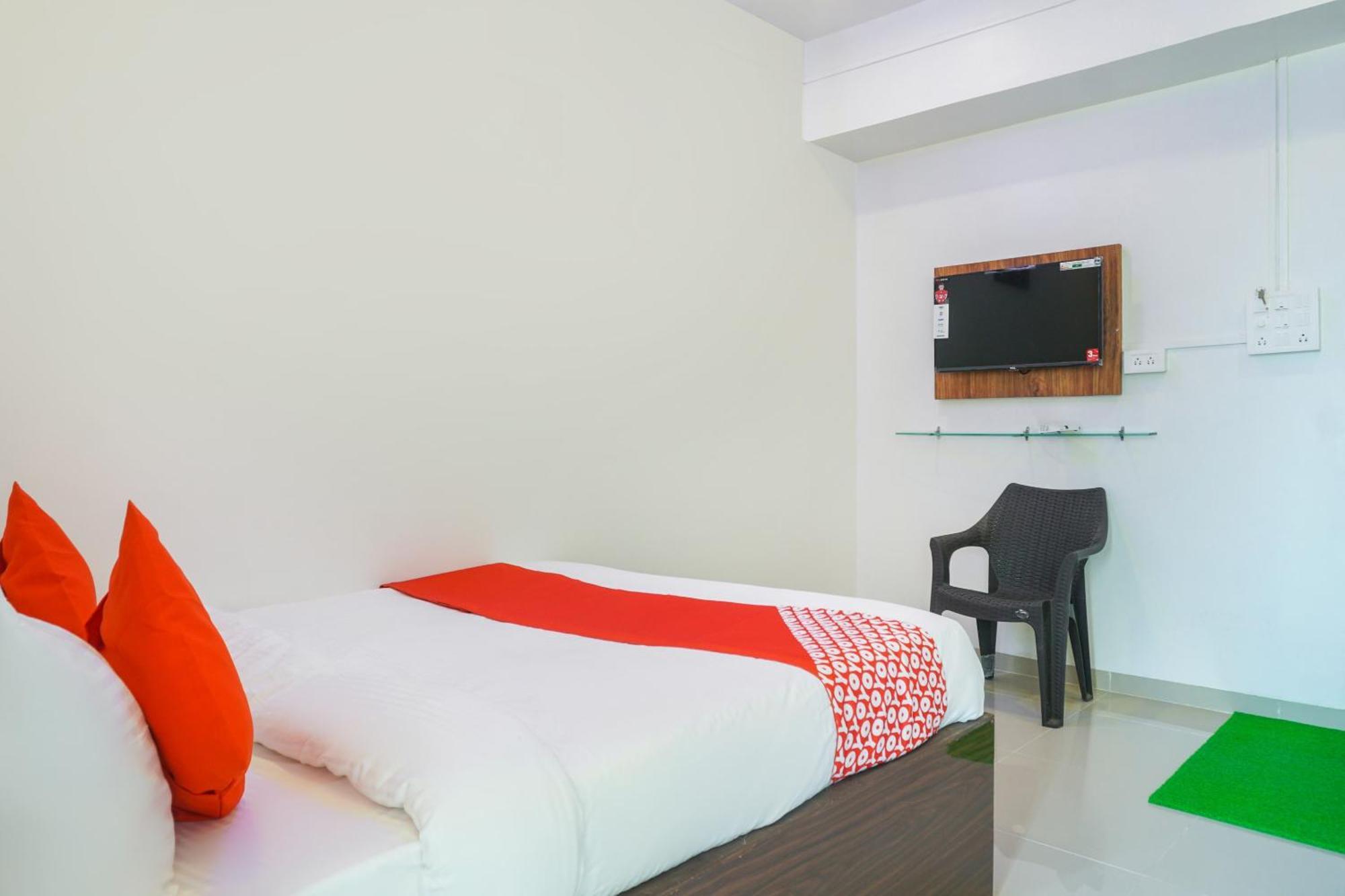Hotel O Nitya Executive Phursungi Экстерьер фото