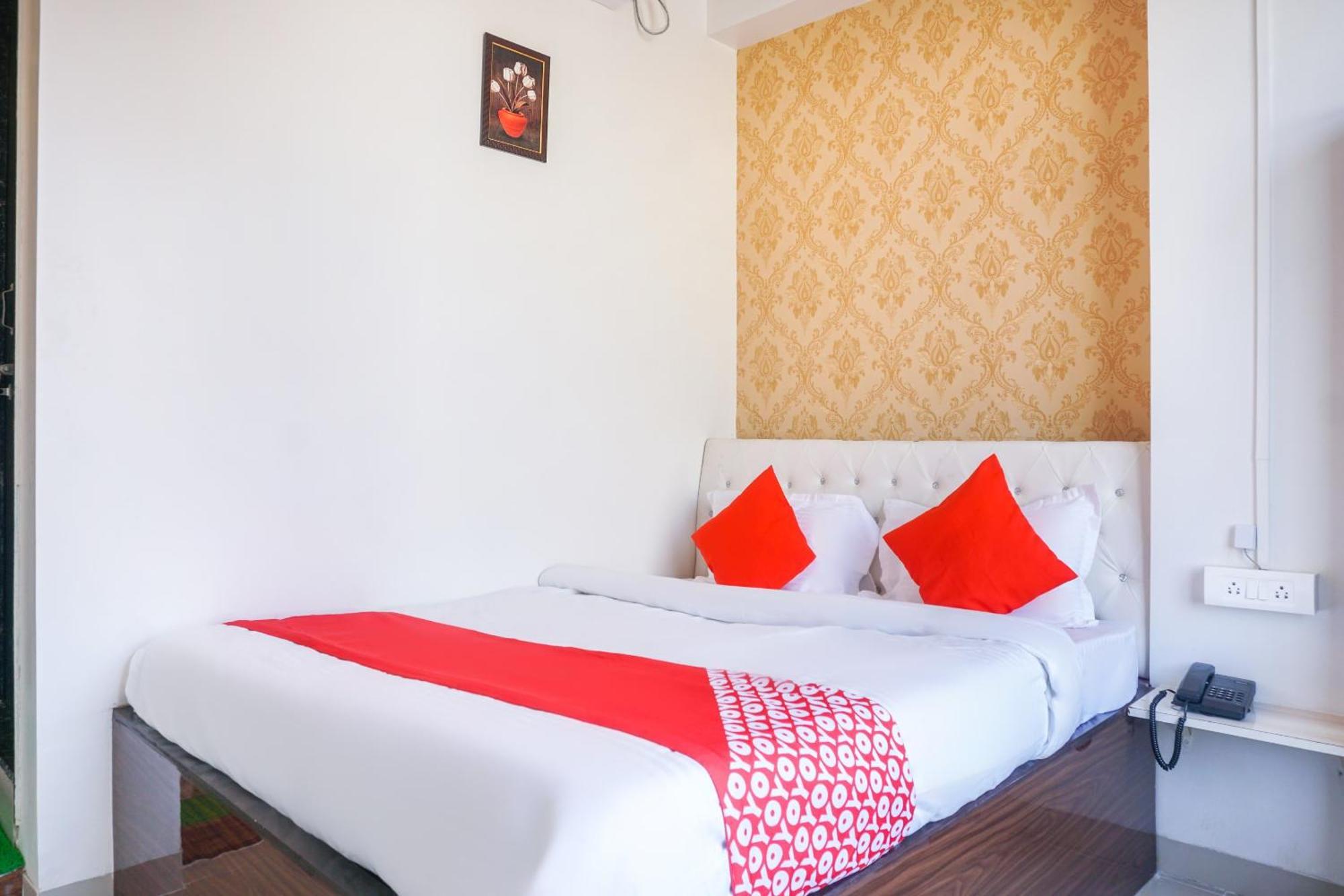 Hotel O Nitya Executive Phursungi Экстерьер фото