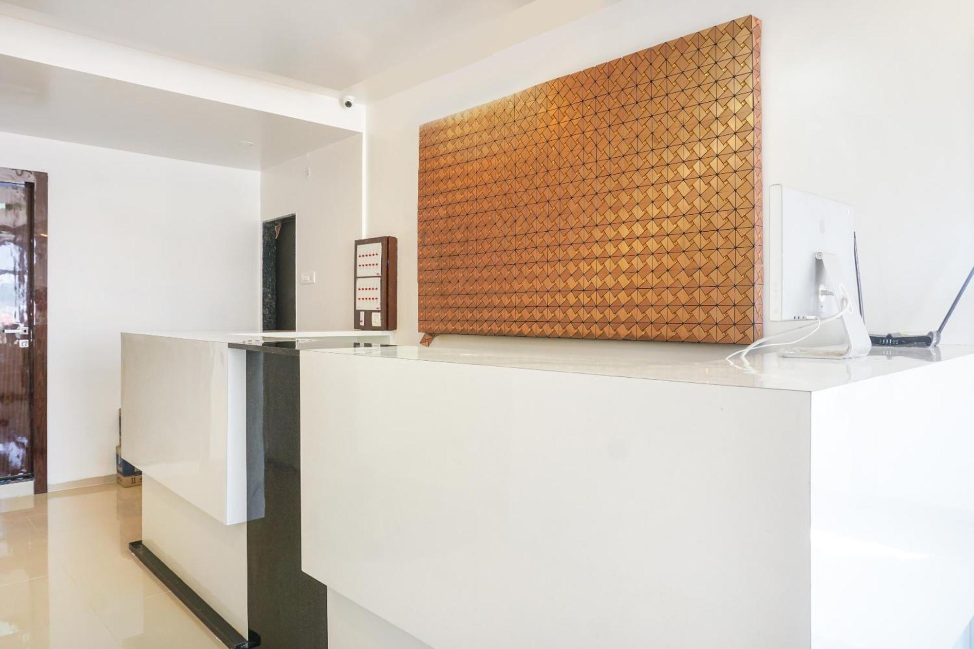 Hotel O Nitya Executive Phursungi Экстерьер фото