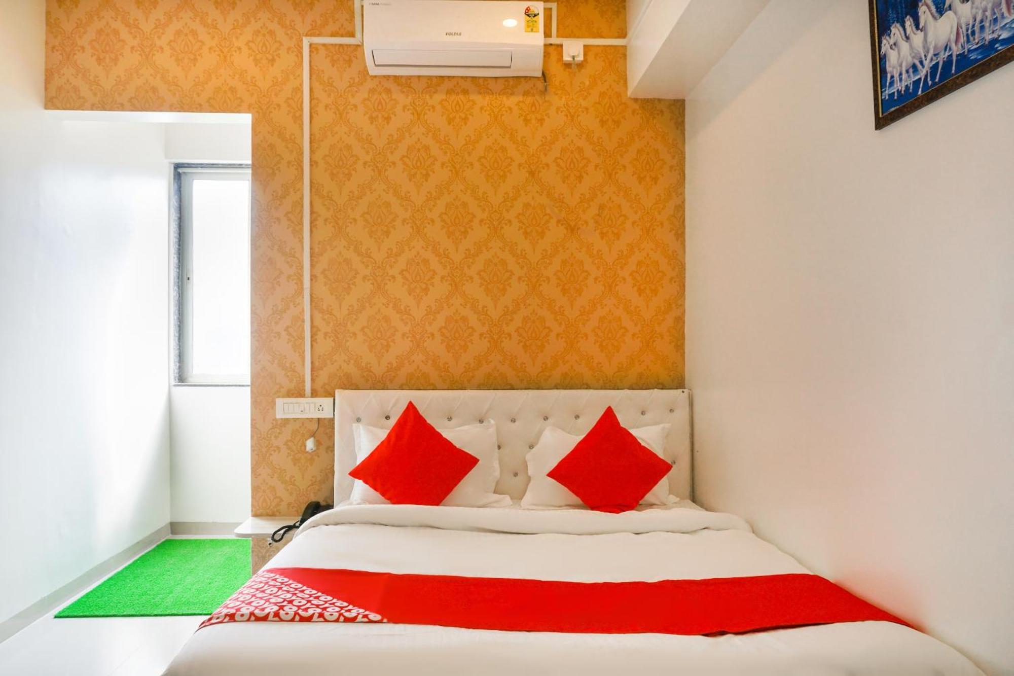 Hotel O Nitya Executive Phursungi Экстерьер фото